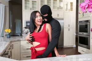 Dáng em ngon anh bú lồn không biết mệt